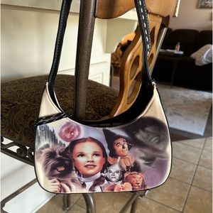 Vintage like new Wizard of Oz purse